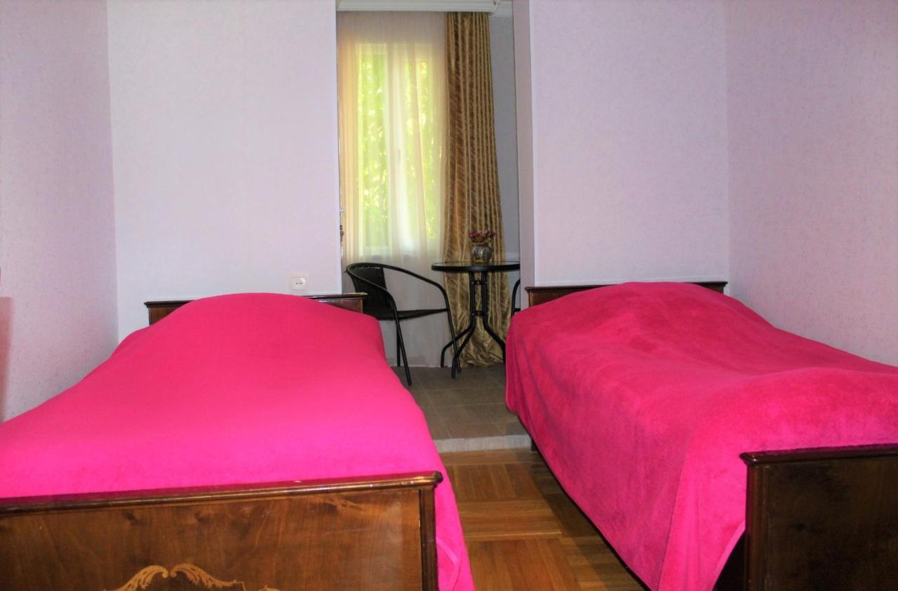 Guest House Racha Ambrolauri Dış mekan fotoğraf