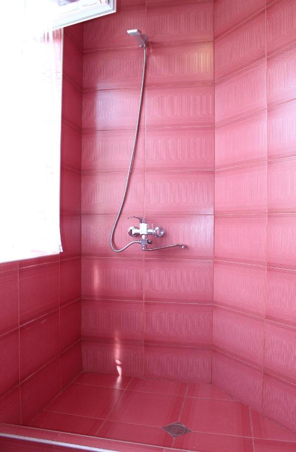 Guest House Racha Ambrolauri Dış mekan fotoğraf